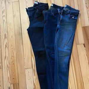 BUNDLE 3 LOFT Jeans size 6